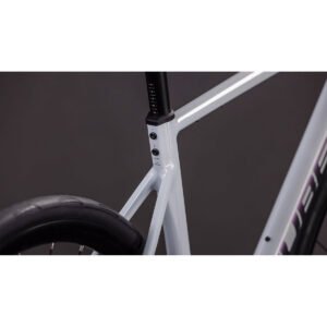 Cube Attain Race - 28 Zoll - Diamant - 2026