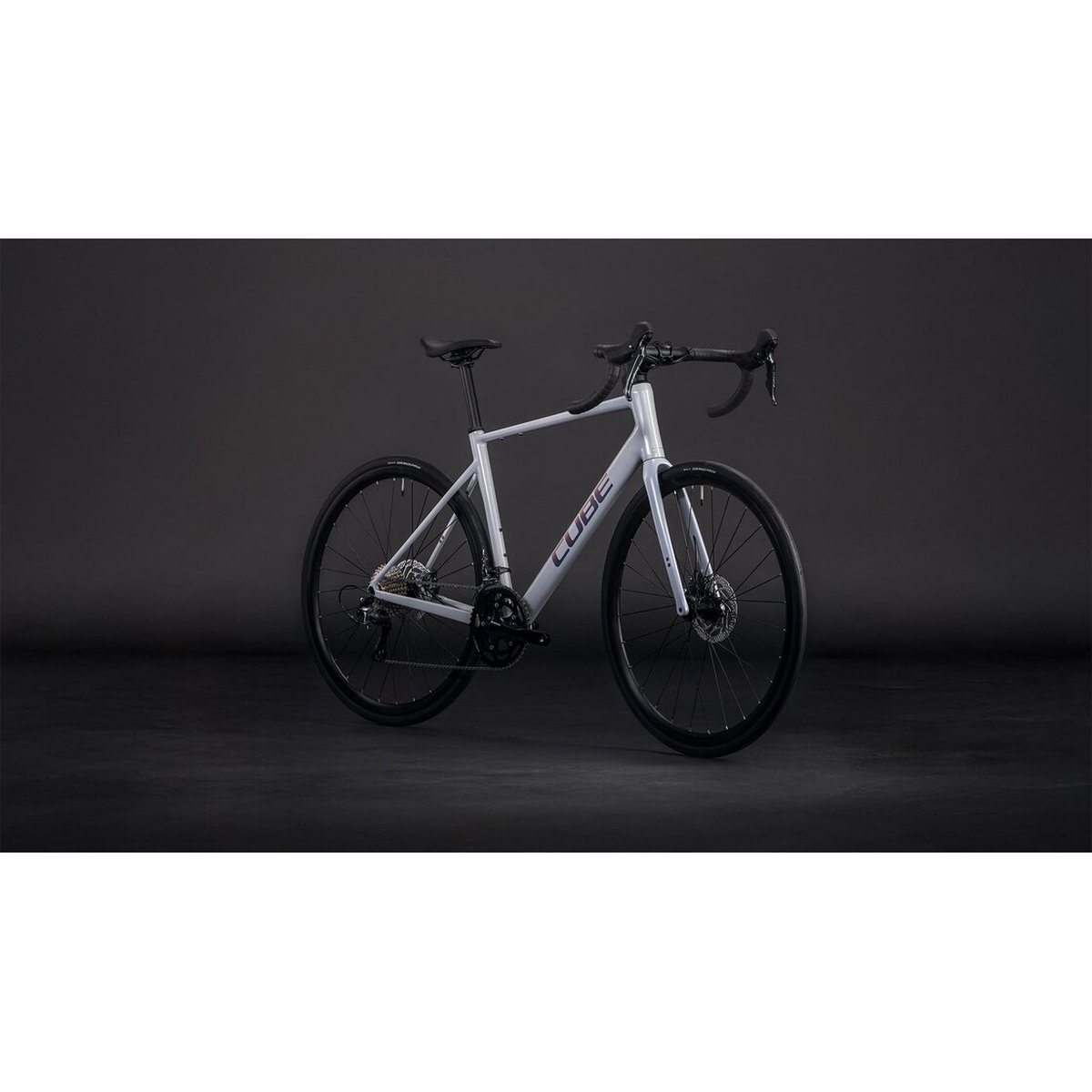 Cube Attain Race – 28 Zoll – Diamant – 2026 Cube Attain Race - 28 Zoll - Diamant - 2026