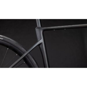 Cube Attain C:62 Race - 28 Zoll - Diamant - 2026